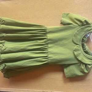 Girlhood brand size 4/5 twirl dress with pockets  very soft material